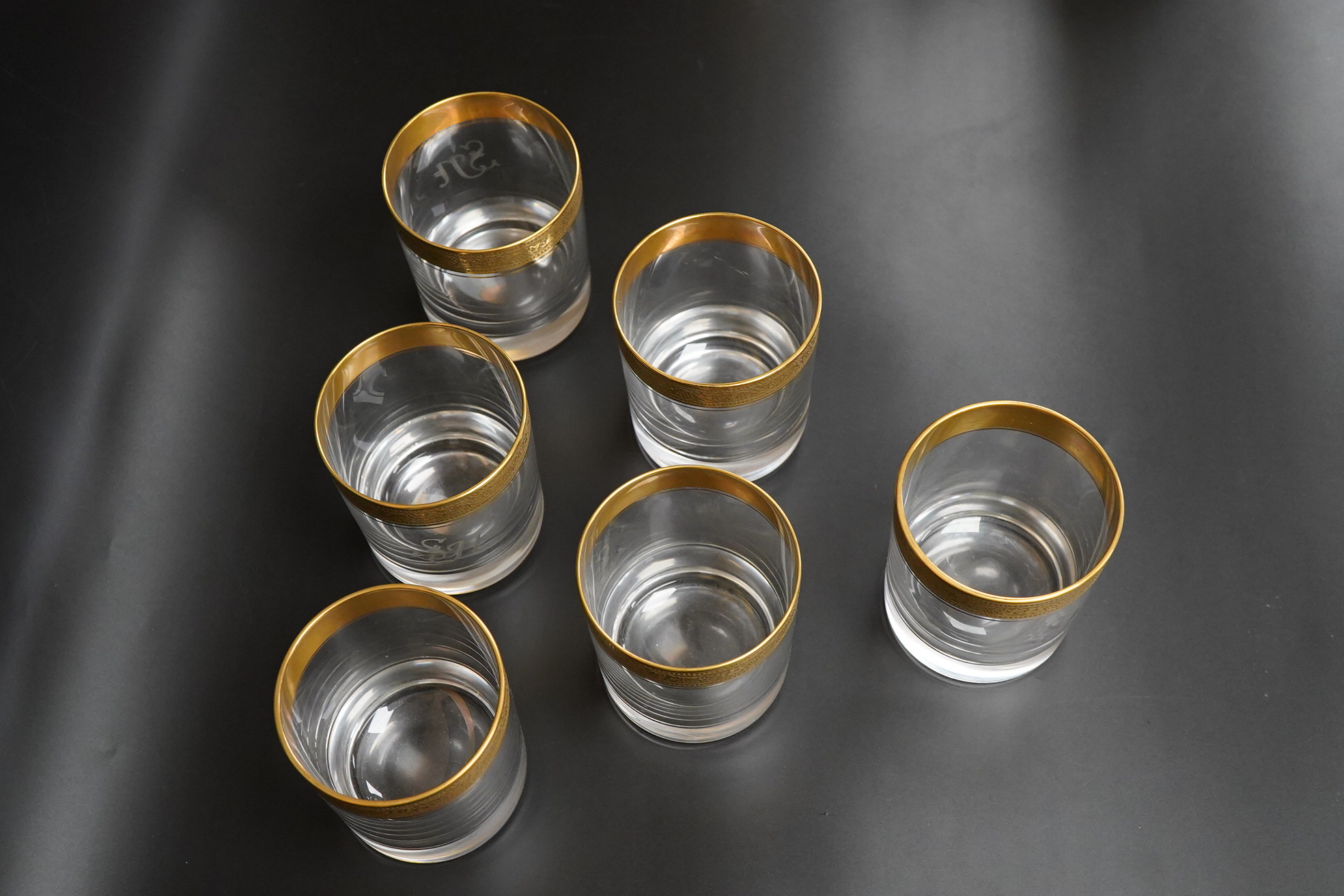 Six Theresienthal, West German gilded glass tumblers, 8.5cm high